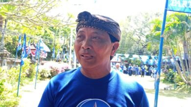 Ketua DPD Partai Demokrat Bali, I Made Mudarta saat memberikan keterangan kepada media