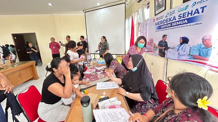 program Tanggung Jawab Sosial dan Lingkungan (TJSL) menggelar pemeriksaan kesehatan gratis