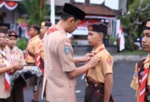 Pengukuhan anggota Pramuka Penggalang Garuda sekaligus melepas Kontingen Kwartir Cabang (Kwarcab) Klungkung menuju Jambore Nasional (Jamnas) XII Tahun 2026