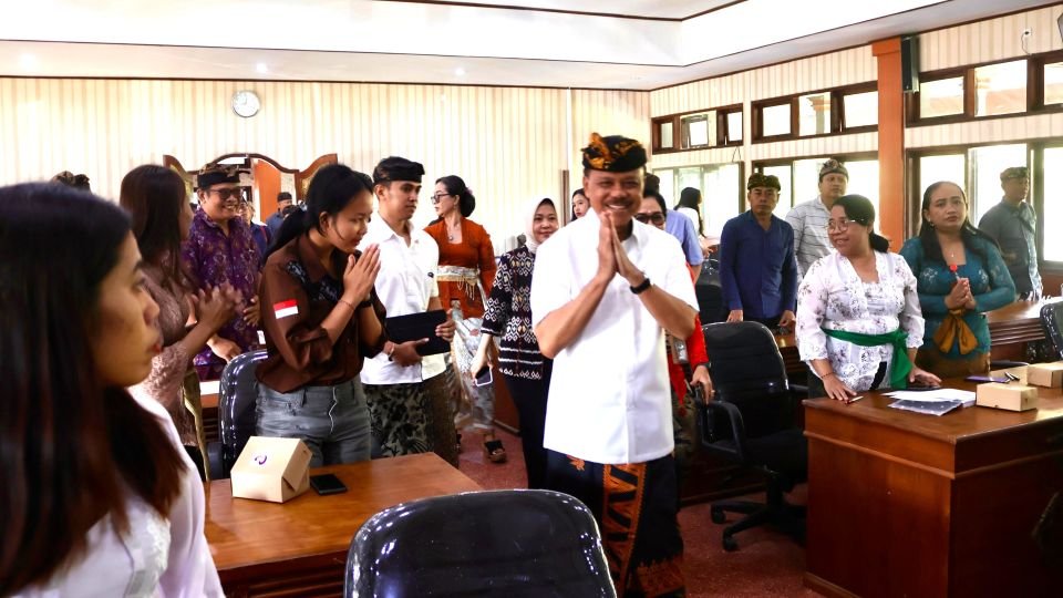 sekda bali dewa indra