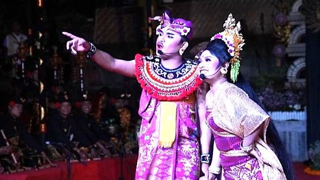 Duta Kabupaten Badung dalam Utsawa (Parade) Drama Gong Tradisi