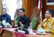 Gandeng ITS Surabaya Pemkab Badung rilis AMDK botol kaca Baliss ramah lingkungan