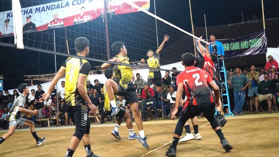 Bupati Satria tutup Turnamen Voli Kertha Mandala Cup II di Klungkung