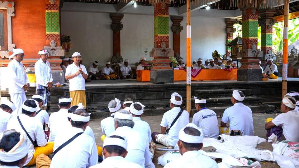 Karya Yadnya di Pura Dalem Sari Bupati Adi Arnawa pariwisata Badung berkembang karena budaya