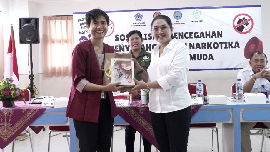 Bunda Anti Narkoba edukasi siswa SMP Bali Kiddy School terkait sinergi P4GN di lingkungan sekolah