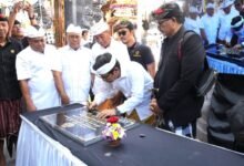 Bupati Adi Arnawa hadiri karya di Pura Ibu Panti Dukuh Bualu Kuta Selatan Badung