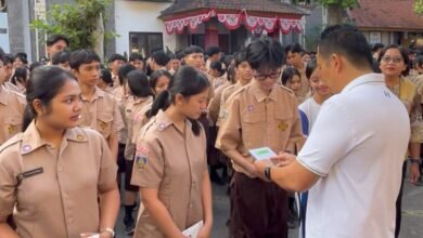 Lima siswa SMAN 1 Negara Jembrana dapat dukungan dana dari Pemkab dan BPD Bali untuk kompetisi di Malaysia