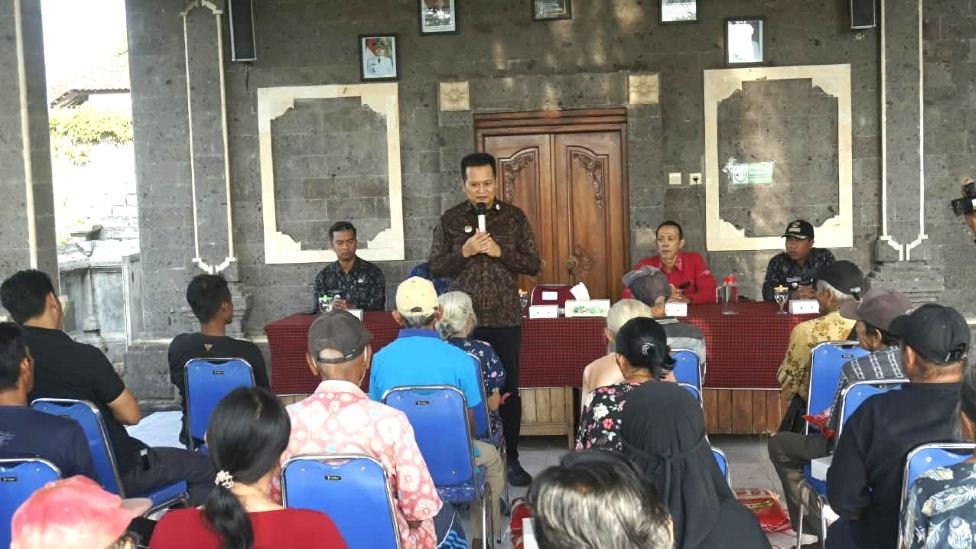 Pemkab Jembrana salurkan beras 15 kg per bulan untuk ratusan lansia kurang mampu