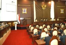 Wabup Agung Mayun hadiri Rapat Paripurna DPRD Gianyar dengan agenda Pemandangan Umum fraksi terhadap APBD Perubahan 2026