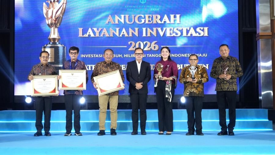 Gianyar raih peringkat terbaik III nasional Anugerah Layanan Investasi 2026
