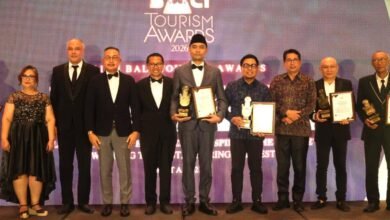 Wawali Arya Wibawa terima penghargaan Special Recognition Award outstanding leadership in advancing sport tourism Bali Tourism Award 2026