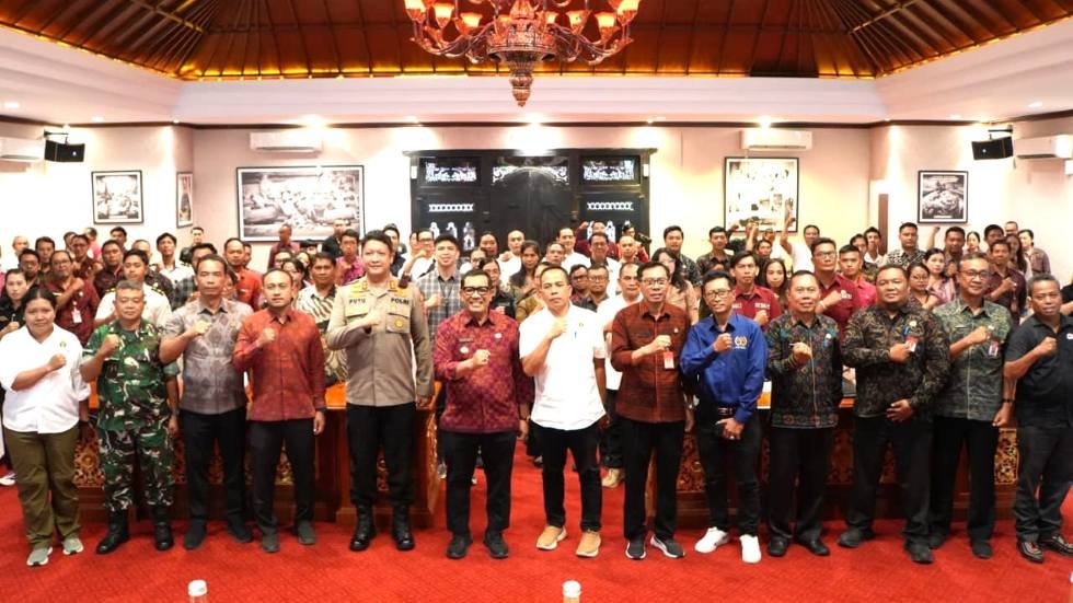 Buka pelatihan kehumasan PWI Tabanan Bupati Sanjaya tekankan pentingnya kode etik di era digital