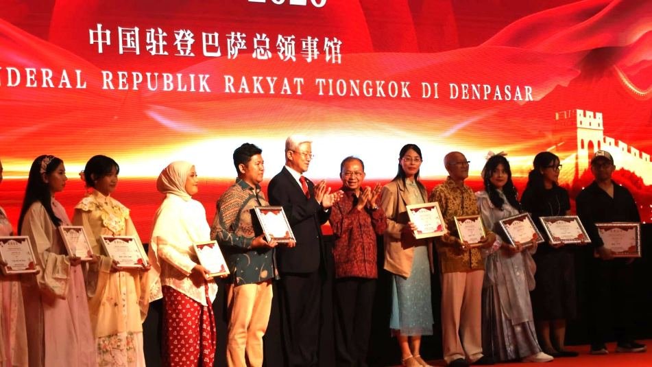 Gubernur Bali Wayan Koster sampaikan selamat HUT ke-77 berdirinya Republik Rakyat Tiongkok