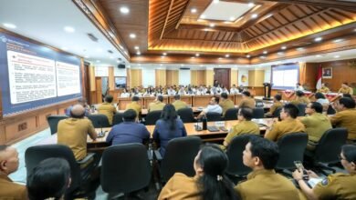 Wabup Bagus Alit Sucipta terima exit meeting pemeriksaan BPK RI di Puspem Badung