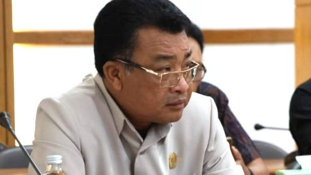 Wakil Ketua Komisi I DPRD Klungkung I Putu Tika Winawan