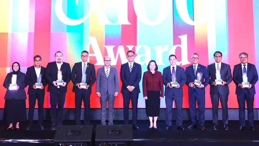 PLN raih Sector Champion dan Runner Up BUMN Layanan Terbaik Danantara Indonesia CX100 Award 2026